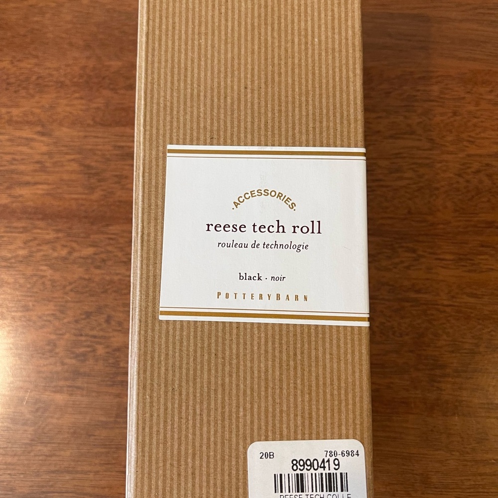 Pottery Barn -  Leather Travel Tech Accessory Cord Case Organizer NWT! - Picture 6 of 9